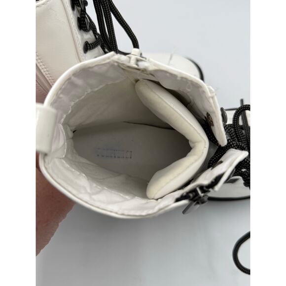 Forever 21 White Chunky Lace Up Boots - Picture 8 of 9